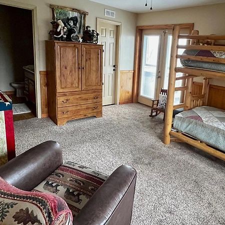 Smoky Mountain Retreat With Hot Tub, Arcade Games Villa Pigeon Forge Ngoại thất bức ảnh