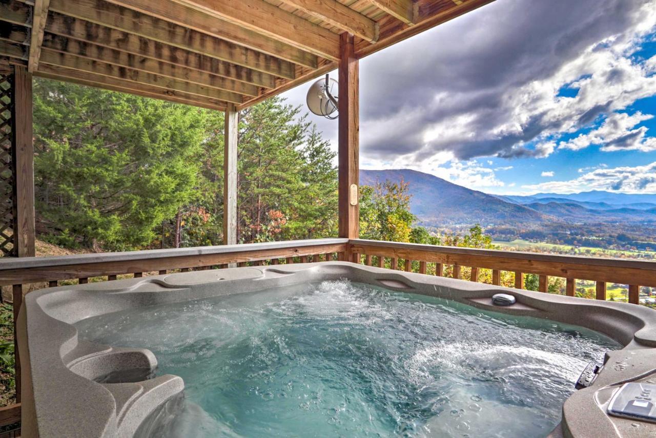 Smoky Mountain Retreat With Hot Tub, Arcade Games Villa Pigeon Forge Ngoại thất bức ảnh